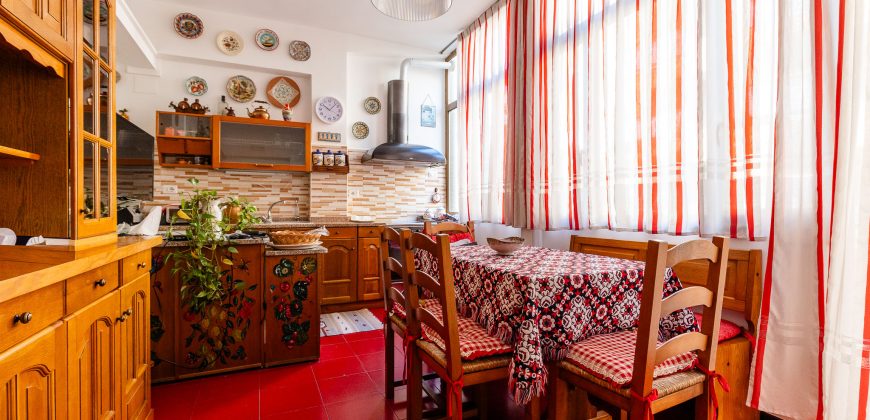 ADIACENTE SAN GIOVANNI, VIA POPULONIA