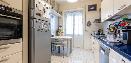 Adiacente Largo Bradano , Via Pusiano.